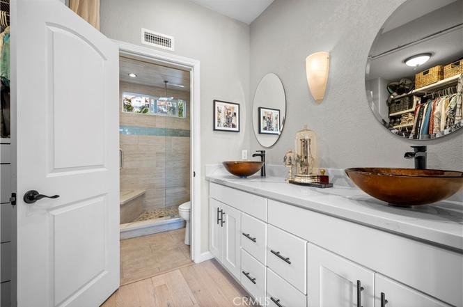 genMid.OC25107940_11_0